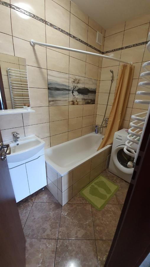 Port City Apartment Loetsk Buitenkant foto